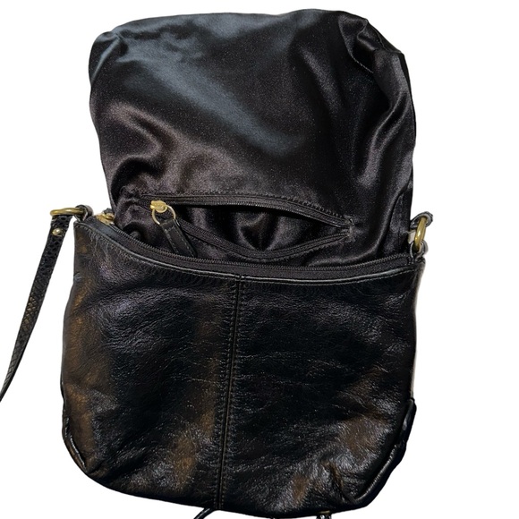 Coach Ashley Python, Pleated Black Leather Swingpack, Crossbody Purse Bag Zipper - Picture 11 of 16